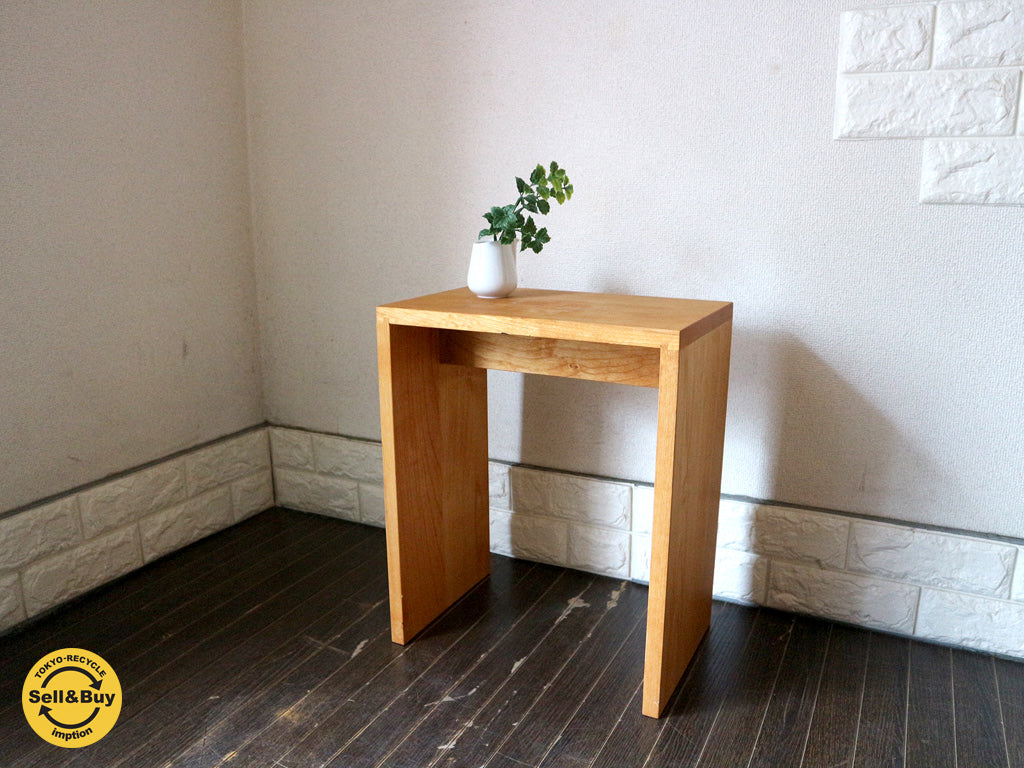 グラフ graf トロープ TROPE T-16 S スツール サイドテーブル タモ無垢材 アルダー無垢材 現行 定価19,800円 中古品  買い取りしました。