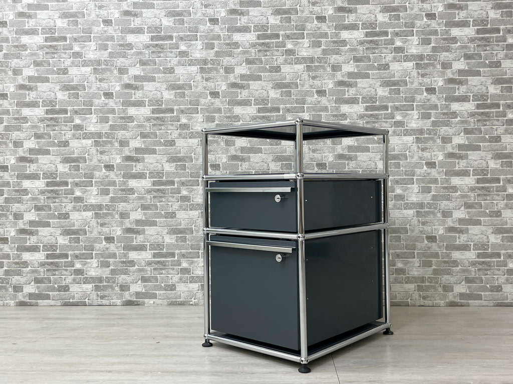 ユーエスエムハラー USM Haller モジュラーファニチャー Modular Furniture デスクキャビネット サイドキャビネット ツートンカラー H72.5cm グライズ 鍵付  買い取りしました。