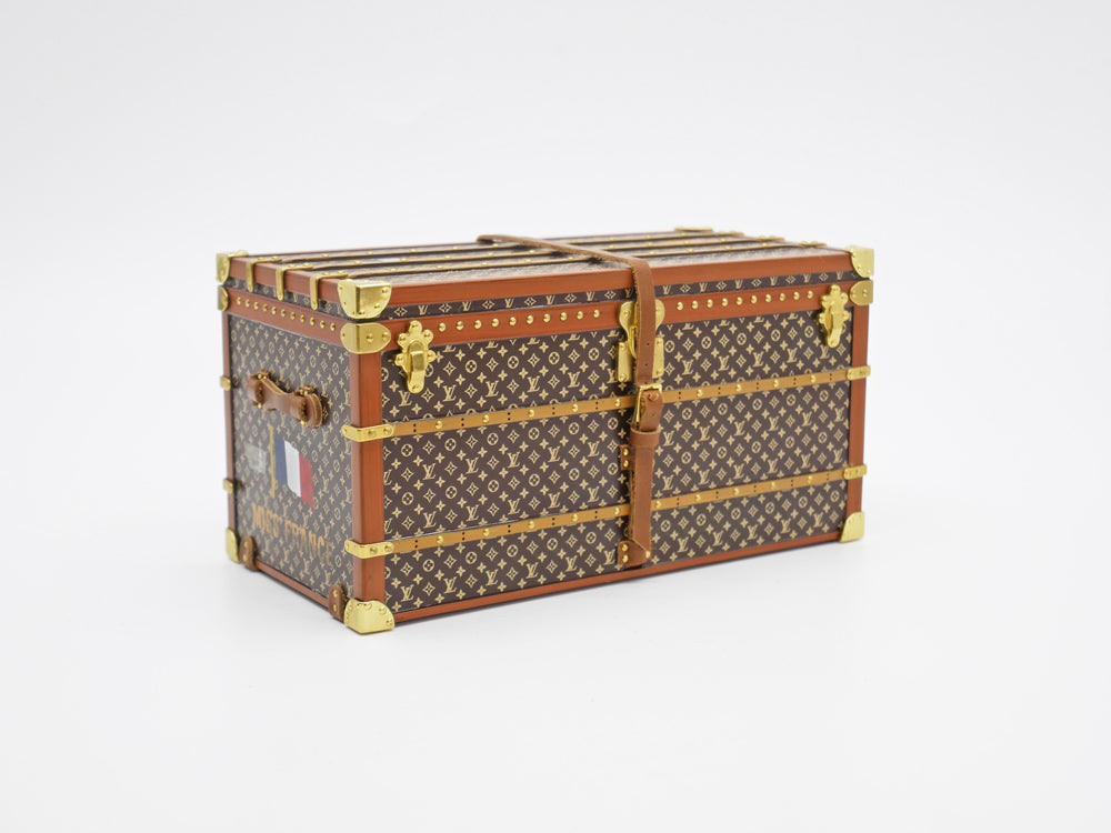 ルイヴィトン Louis Vuitton ミスフランス MISS FRANCE ペーパーウェイト W16cm モノグラム トランク 2010年 VIP限定 ノベルティ 中古品  買い取りしました。