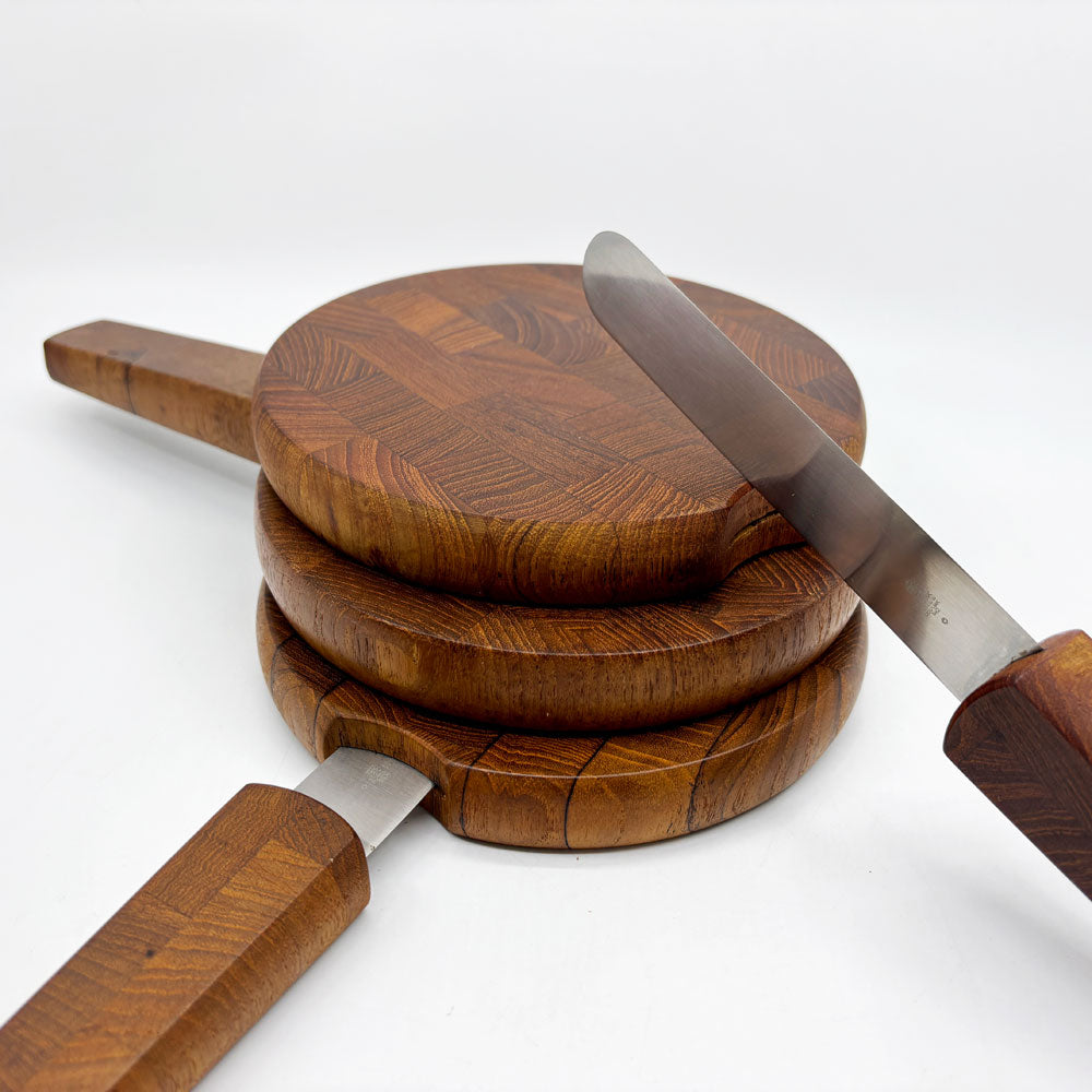 【祖師ヶ谷大蔵店】ダンスク DANSK カッティングボード＆ナイフ Lサイズ チーク材 無垢集成材 イェンス・クイストゴー Jens.H.Quistgaard JHQ 北欧デザイン ビンテージ 買取させていただきました。