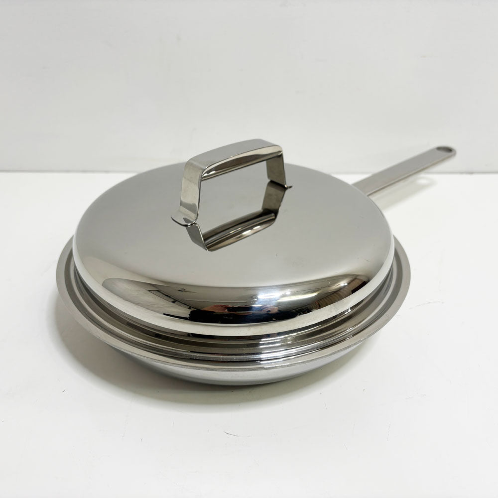 【祖師ヶ谷大蔵店】タッパーウェア Tupperware レインボークッカー プレミアム Ⅱ 25㎝ フライパン 日本未発売 アルミ ステンレス 全面多層構造 無水調理 アメリカ 買取させていただきました。
