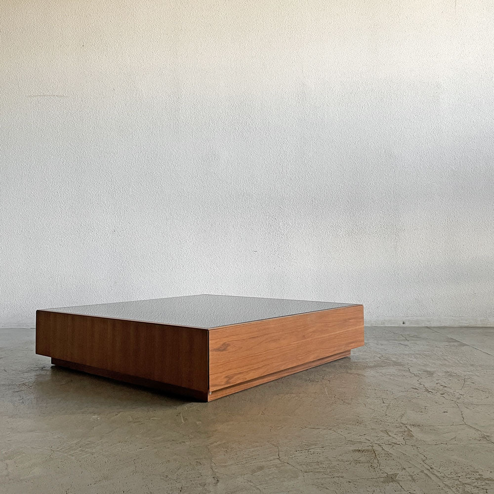 【登戸BASE店】アクタス ACTUS フィーノ FINO CENTER TABLE センターテーブル ローテーブル スクエア W110cm ガラス×ウォールナット材 抽斗付 参考価格￥149,000- 廃番 買取させていただきました。