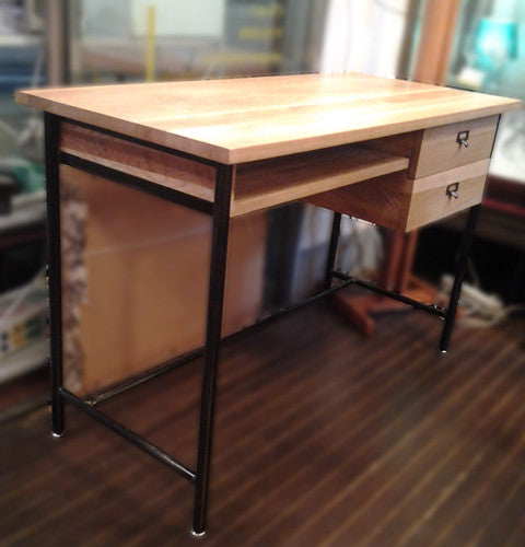 プレゼントしたいデスク～Quatre Saisons(キャトル・セゾン）取扱のランデスク【買取＆販売＆レンタル】