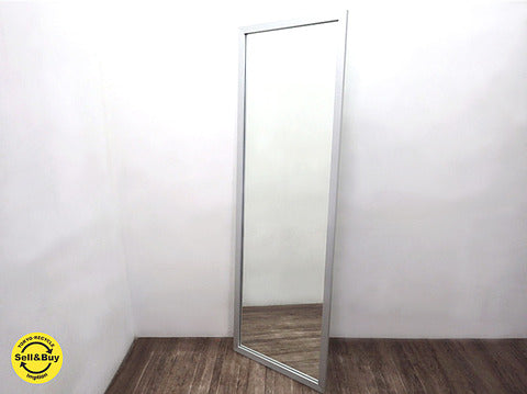 アーバンラグゼな印象へ導くデザイナーズファニチャー！ 