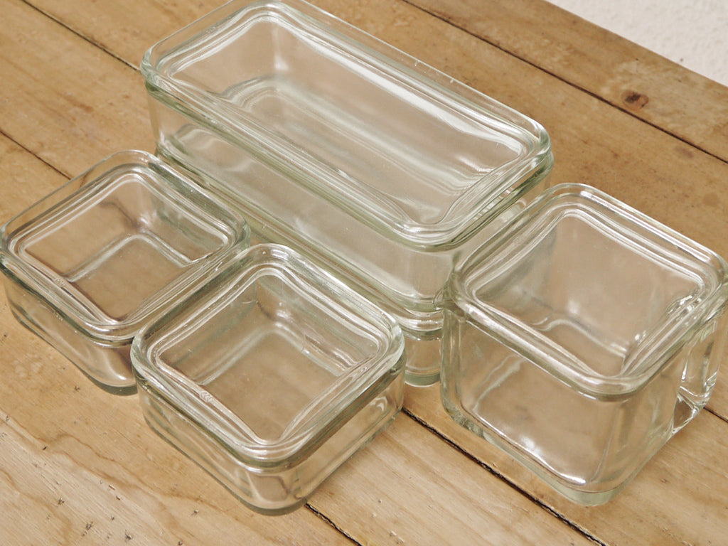 Vereinigte Lausitzer Glaswerke KUBUS ガラスキャニスター 5pcs セット Wilhelm Wagenfeld バウハウス 1938年 希少品 中古品 買い取りしました。