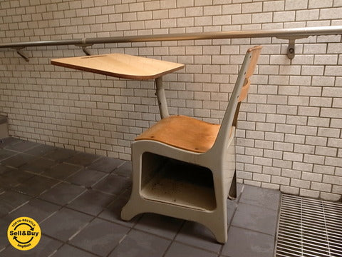 US ビンテージ Shool Desk スクールデスク 学校机　学習机 USA アメリカ ～ 苦楽を共に過ごした米国の鉄と木【買取と販売とレンタルのお店】