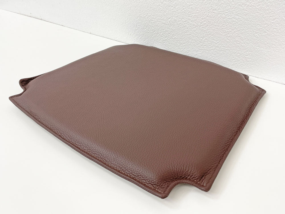 カールハンセン＆サン Carl Hansen & Son ウィッシュボーンチェア WISHBONE CHAIR CH24 Yチェア 専用チェアクッション 2点 ダークブラウンレザー 新品 未使用品 買い取りしました。