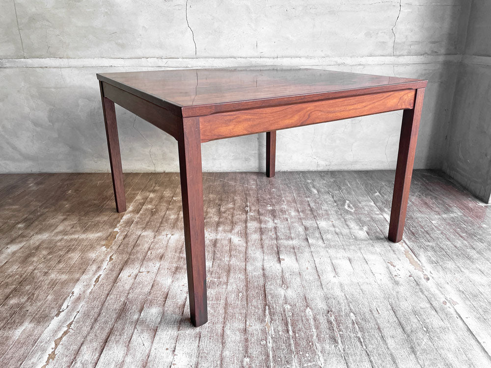 ブルクスボ BRUKSBO センターテーブル ローテーブル コーヒーテーブル サイドテーブル スクエア ローズウッド材 ノルウェー Haug Snekkeri 北欧家具 中古品 買い取りしました。