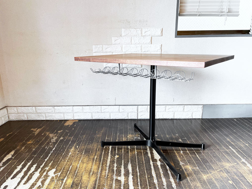 グリニッチ greeniche カフェテーブル Cafe Table 900×700 ウォールナット材 Xレッグ ブラック 北欧スタイル 定価￥77,000- 中古品  買い取りしました。