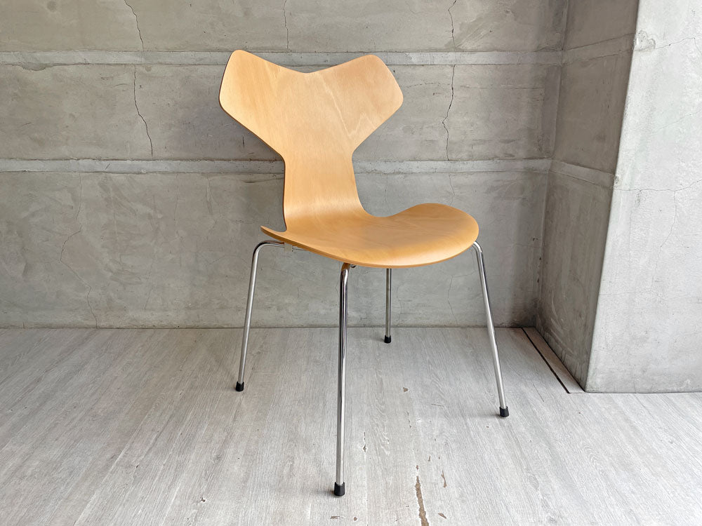 フリッツハンセン Fritz Hansen グランプリチェア Grand Prix Chair ビーチ材 スチールレッグ アルネ・ヤコブセン デンマーク 北欧家具 中古品 買い取りしました。