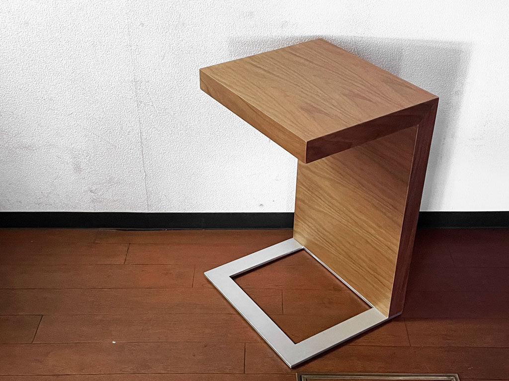 ボーコンセプト BoConcept サイドテーブル ウォールナット スチール コの字 モダン 北欧 デンマーク 中古品 買い取りしました。