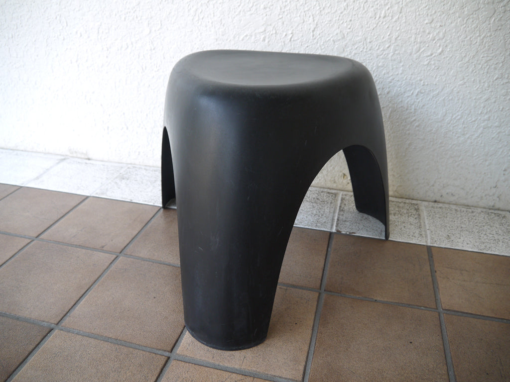 ヴィトラ vitra. エレファントスツール Elephant Stool 象脚スツ―ル ブラック Sori Yanagi ’54デザイン MoMA 永久収蔵品 ミラノ・トリエンナーレ 金賞作品 中古品 買い取りしました。
