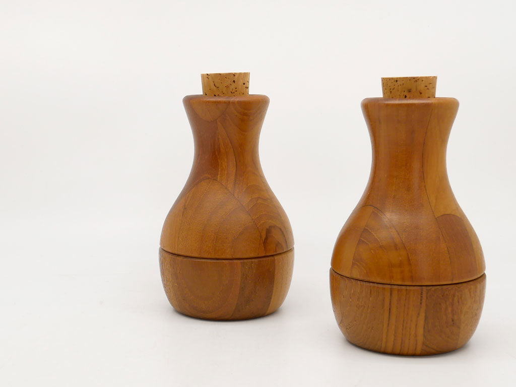 ニッセン NISSEN チーク材 ソルト＆ペッパー ミル イェンス・クイストゴー Jens H Quistgaard 買い取りしました。