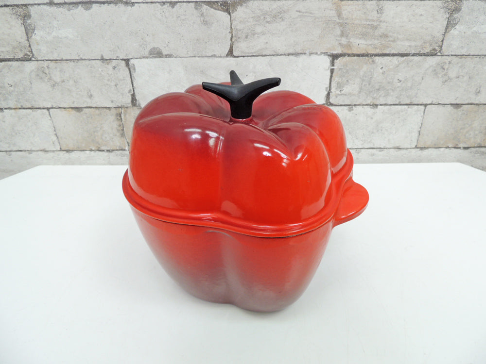 ルクルーゼ LE CREUSET ピーマン ココット キャセロール 両手鍋 チェリーレッド 18cm 中古品 買い取りしました。