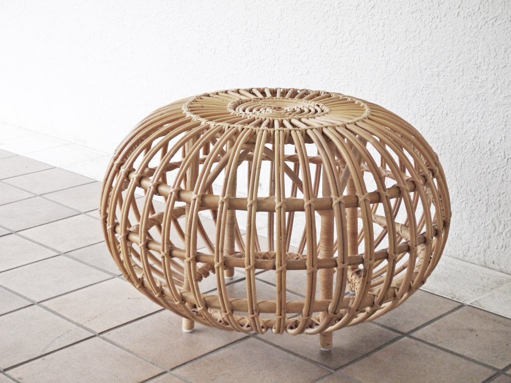 シカデザイン Sika Design スツール R65 フランコ アルビニ Franco Albini ラタン ハンドメイド デンマーク 北欧 ACTUS取扱 定価\45,100- 中古品 買い取りしました。