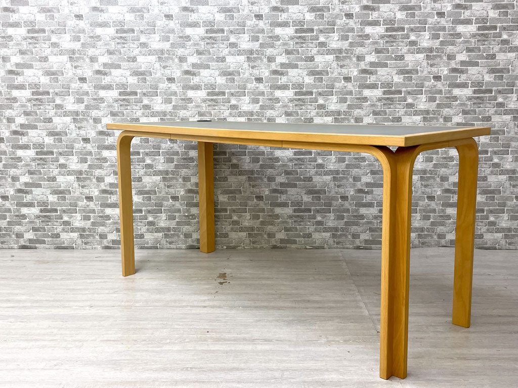 マグナスオルセン Magnus Olesen デスク リノリウム × ビーチ材 W150×Ｄ60cm R・ティエセン＆J・ソーレンセン 北欧 デンマーク コード穴有 脚部分解不可  買い取りしました。