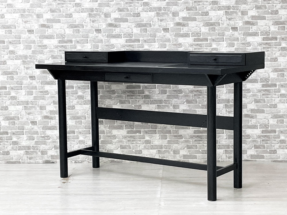 イタリアモダン Italian Modern レザートップ ライティングデスク W130cm 抽斗3杯 ブラック 80s ビンテージ ポストモダン 中古品 買い取りしました。