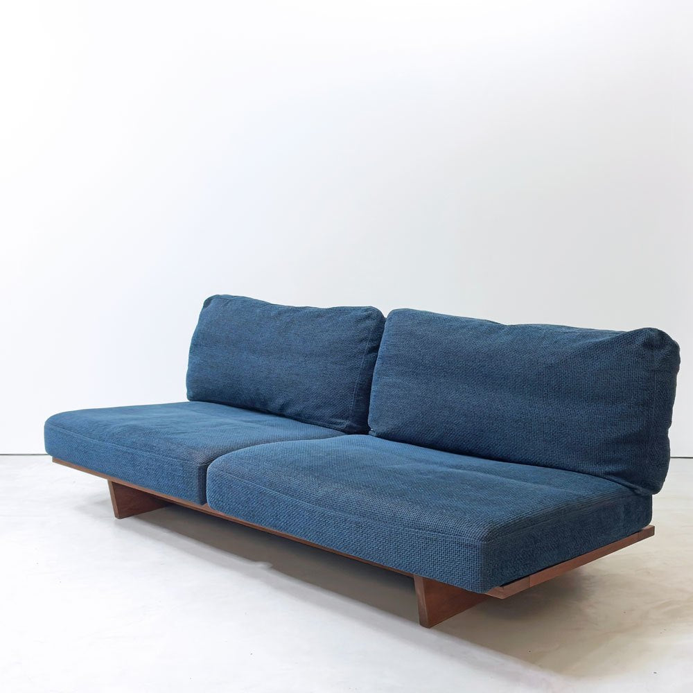 【祖師ヶ谷大蔵店】マスターウォール MASTERWAL モノ MONO 3Pソファ W180cm ウォールナット無垢材 フェザークッション 買取させていただきました。