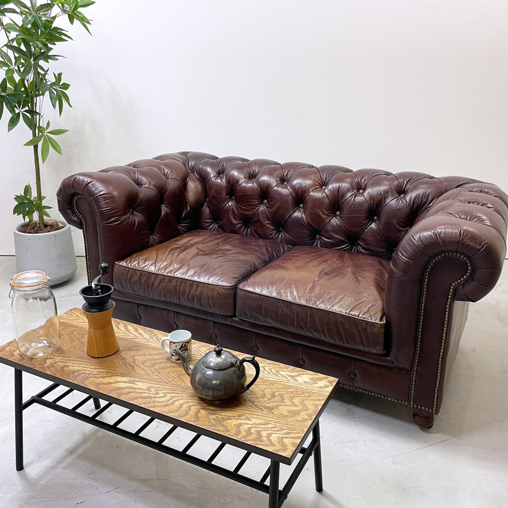 ハロ HALO ケンジントン KENSINGTON BIKER TAN 2Pソファ 2人掛け 牛本革 チェスターフィールドソファ 英国 定価￥550,000- ～点と線で時を紡ぐ～