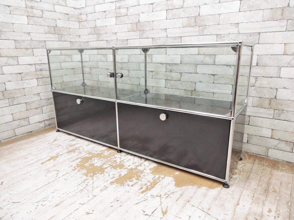 USMモジュラーファニチャー USMハラー USM Haller シェルフ 2列2段 ブラック ドロップダウンドア×2 ガラスパネル 中古品 買い取りしました。