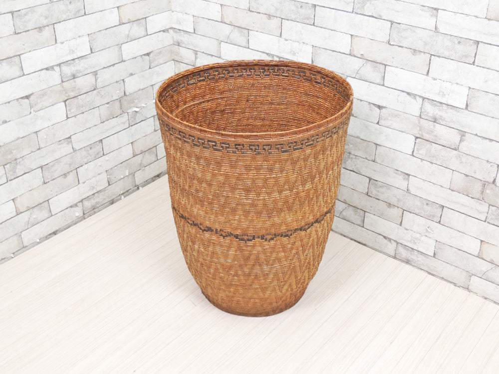 アタ製 カゴ ランドリーバスケット アジアン バリ風 特大サイズ 中古品 買い取りしました。