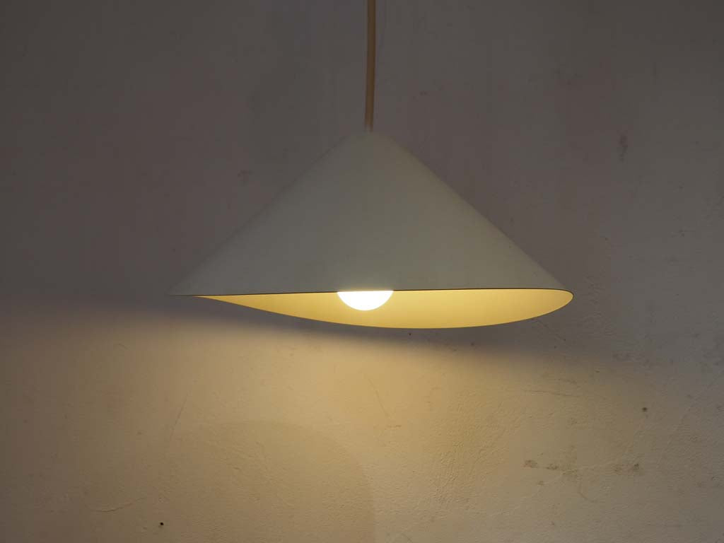 グラフ graf ワフト ペンダントライト waft Pendant Light ホワイト 中古品 買い取りしました。