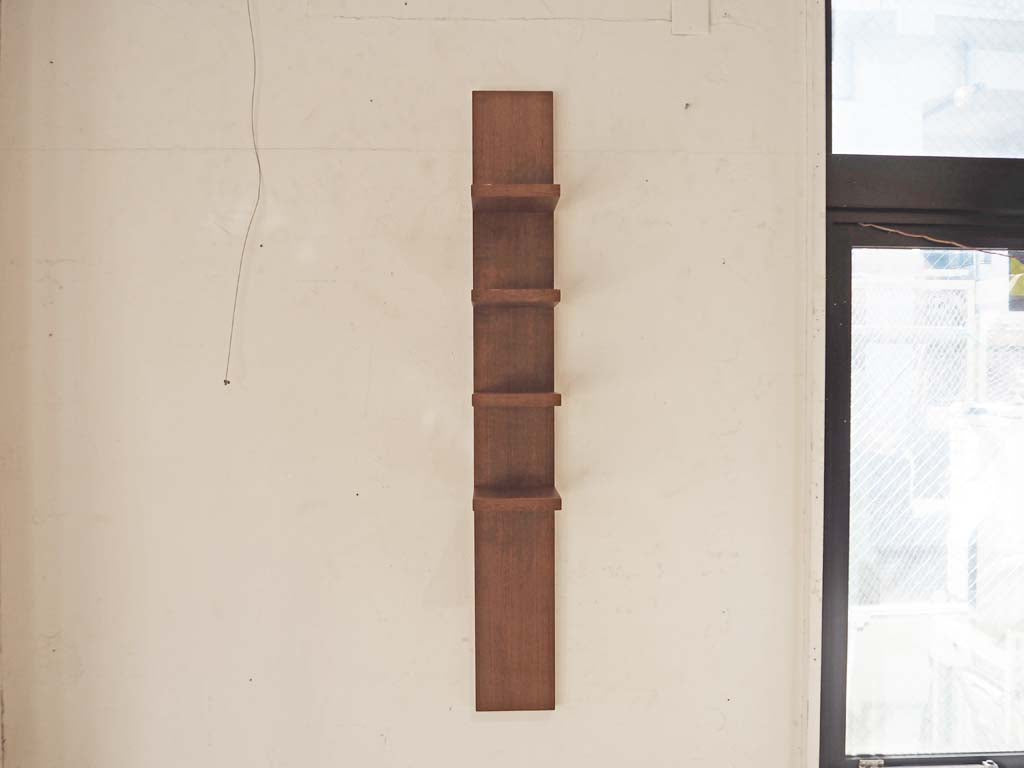 グラフ graf original furniture ナラティブ Narrative ゲタ ウォールラック Geta Wall Rack アッシュ材 CDラック ブックシェルフ 飾り棚 中古品 買い取りしました。