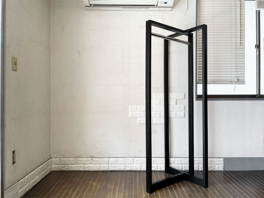 カッシーナイクスシー Cassina ixc. ピアニー PEONY ドレスハンガー コートハンガー H164cm モダンデザイン 定価￥88,000-  中古品  買い取りしました。
