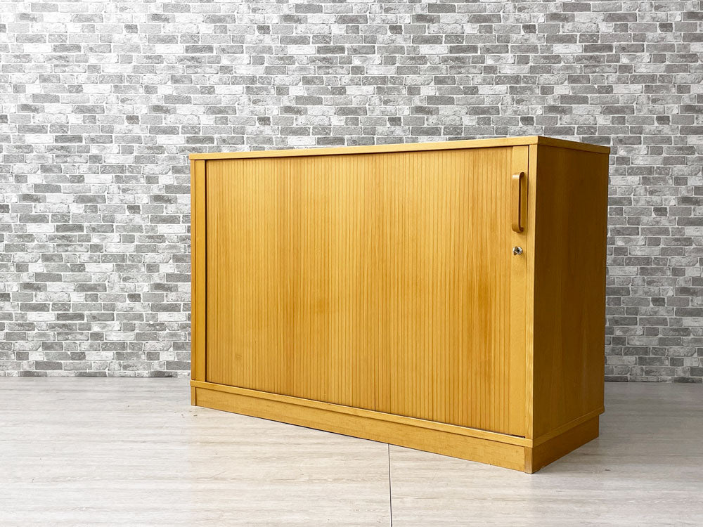 ラボファ Labofa ビーチ材 蛇腹扉 キャビネット ストレージ デンマーク製 北欧家具 中古品 買い取りしました。