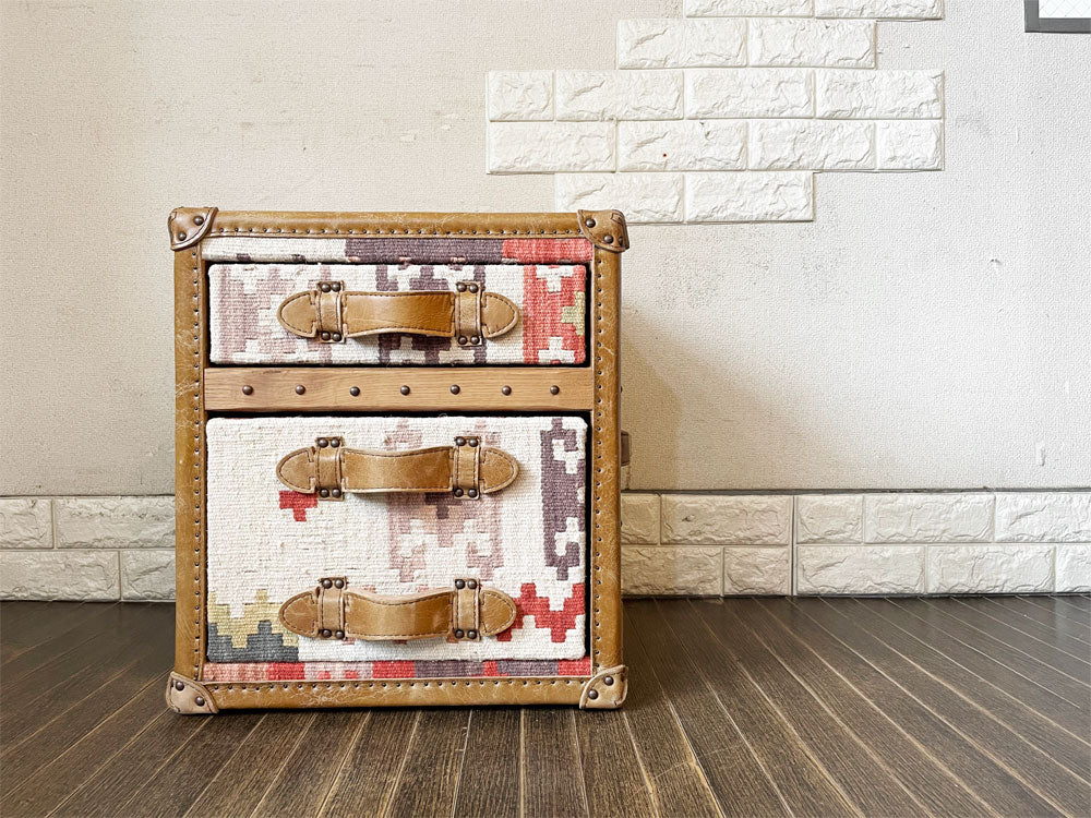 ハロ HALO ストニーハースト STONYHURST スモールランプテーブル SMALL LAMP TABLE KILIM サイドテーブル H49cm イギリス 英国家具 定価￥173,800-  中古品  買い取りしました。