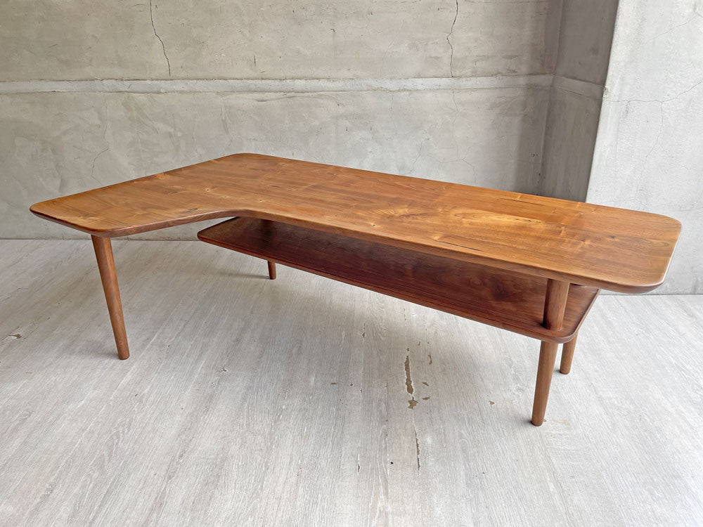 ヒラシマ HIRASHIMA レガーレテーブル LEGARE TABLE ウォールナット無垢材 リビングテーブル マガジンラック L型仕様 廃番 参考価格約11万円 中古品 買い取りしました。