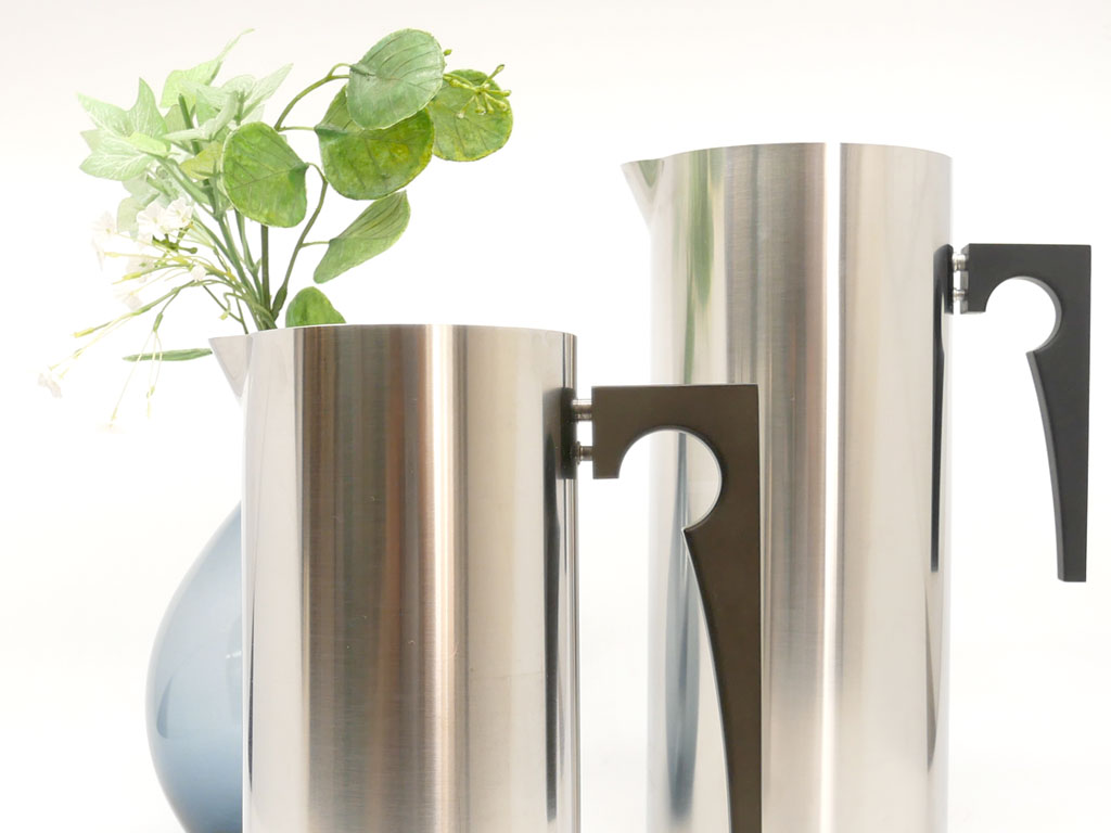 ステルトン stelton シリンダライン Cylinda-Line AJジャグ AJ jug アイスリップ付 2L アルネ ヤコブセン  買い取りしました。
