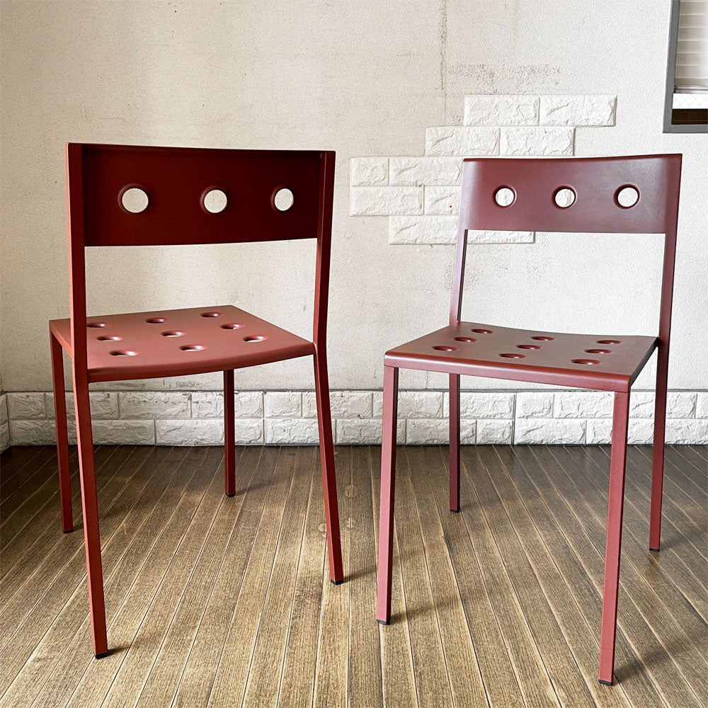 【経堂店】ヘイ HAY バルコニーチェア BALCONY CHAIR ダイニングチェア アームレス スタッキング スチール アイアンレッド ロナン & エルワン・ブルレック 北欧 デンマーク 定価44,000- 計2脚 買取させていただきました。