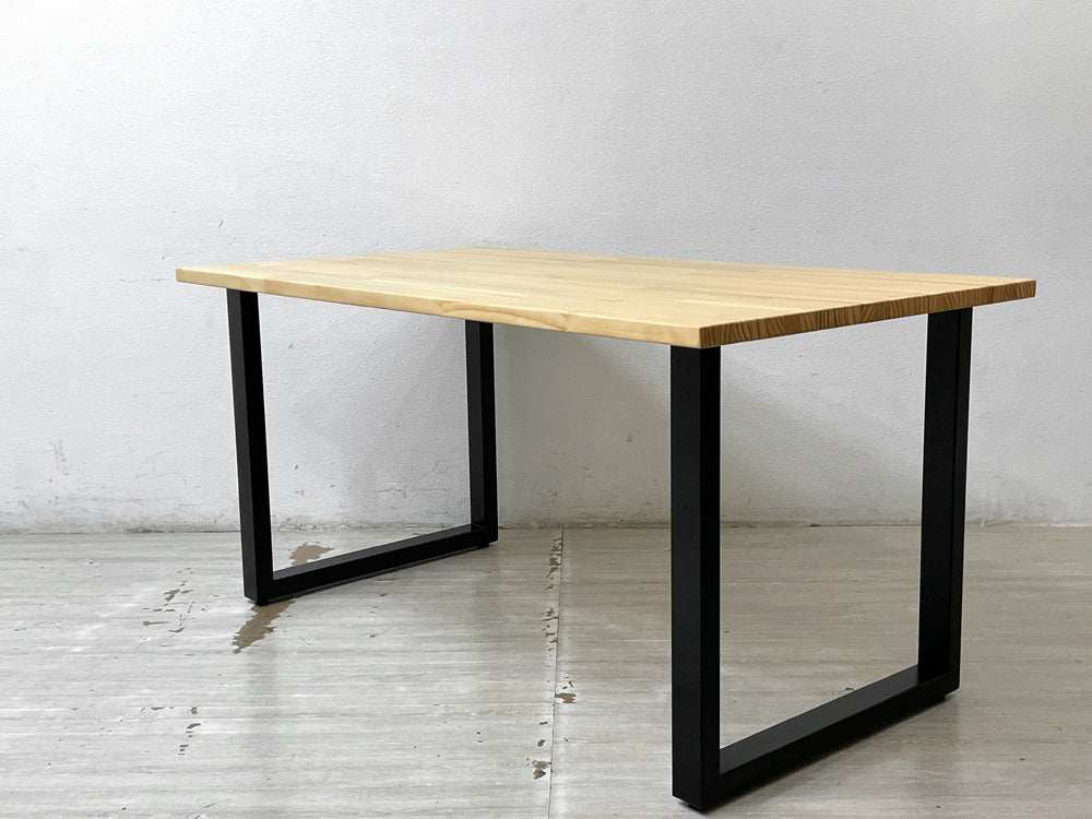 かなでもの KANADEMONO ザ・テーブル THE TABLE デスク ラバーウッド ナチュラル スクエアレッグ スチール 幅145×奥行80cm オーダーサイズ 中古品 買い取りしました。