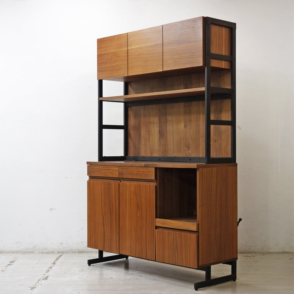 【祖師ヶ谷大蔵店】ウニコ unico ホクストン HOXTON キッチンボード 食器棚 W123cm インダストリアルデザイン 買取させていただきました。