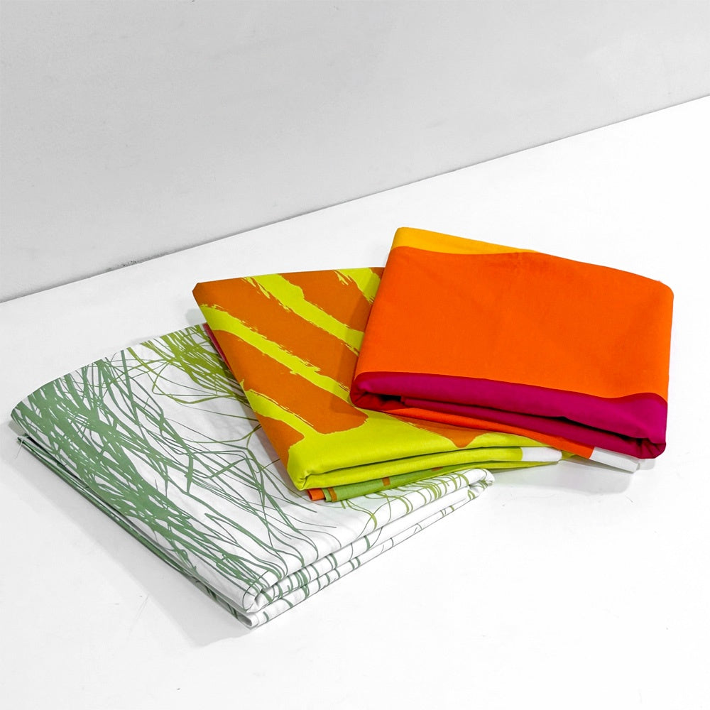 【祖師ヶ谷大蔵店】 マリメッコ marimekko ファブリック生地 サテンカーリ SATEENKAARI ヘイナ HEINA シルッキクイッカ SILKKIKUIKKA マイヤ・イソラ Maija Isola 北欧 買取させていただきました。