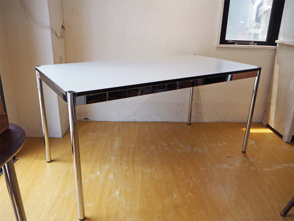 USMモジュラーファニチャー USMハラー USM Haller ワーキングテーブル カンファレンステーブル ダイニングテーブル オフィスデスク W150cm ホワイトラミネート天板 中古品 買い取りしました。