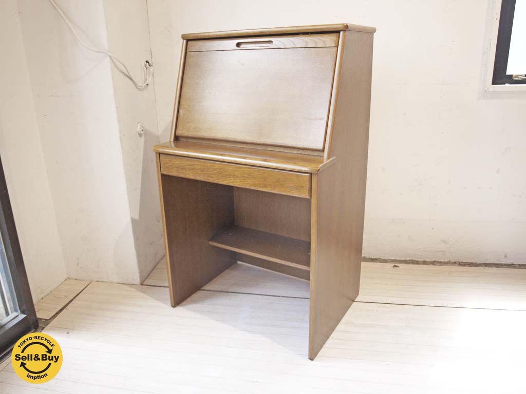 浜本工芸 Hamamoto Craft No.2500 ナラ材 ライティングビューロー 棚板1枚欠品 中古品 買い取りしました。下北沢店 出張買取もお任せ下さい。