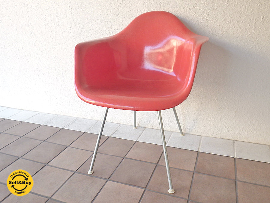ハーマンミラー HermanMiller チャールズ & レイ ・ イームズ C&R. Eames アームシェルチェア Arm shell chair 50's ビンテージ 2nd 初期 1959年製 4レッグ Hベース ＝ DAH レッドオレンジカラー RO ミッドセンチュリー 不朽の名作チェア フルオリジナル 【 買取と販売とレンタルのお店 】 買い取りしました！ 用賀店 出張買取もお任せ下さい。