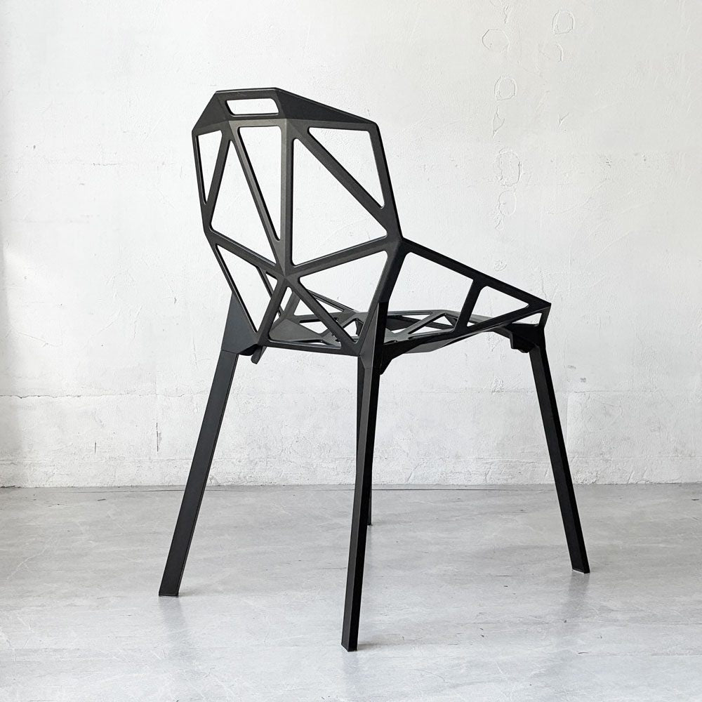 【下北沢店】マジス MAGIS チェアワン CHAIR ONE ダイニングチェア コンスタンチン・グルチッチ ブラック スタッキング 屋外使用可 イタリア 買取させていただきました。