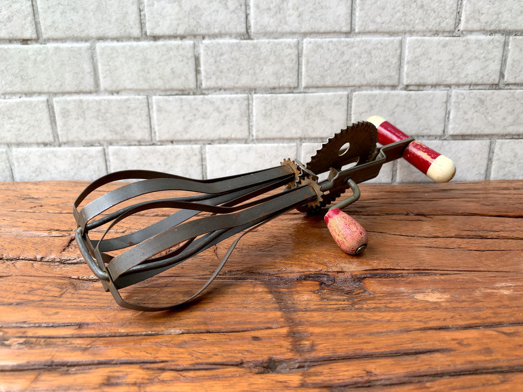 UKビンテージ 手動ハンドミキサー Handle egg beater ブロカント 古道具 インテリア 中古品 買い取りしました。
