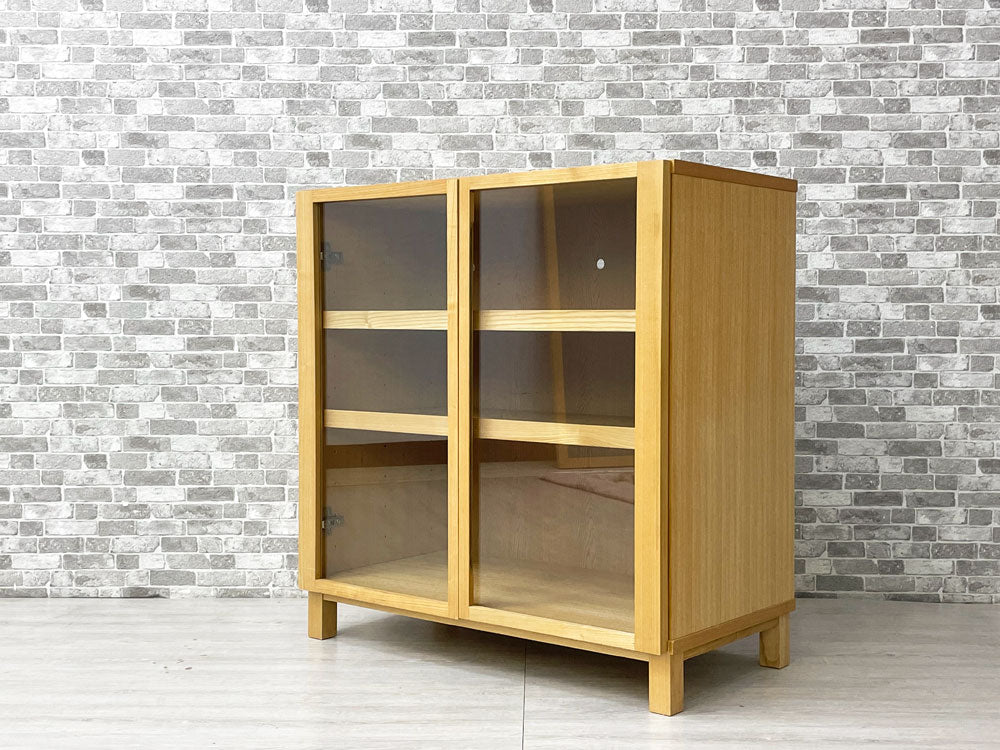 無印良品 MUJI 木製キャビネット カップボード オーク材 ガラス スライド扉 食器棚 ナチュラル W80 中古品 買い取りしました。