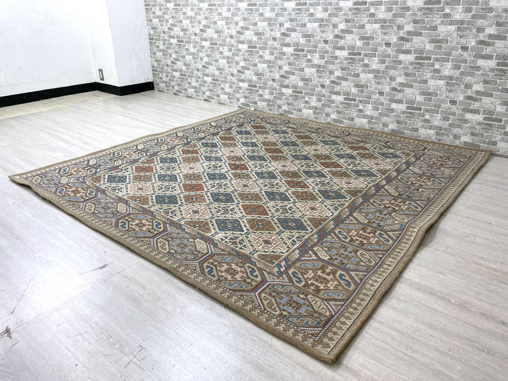 アクメファニチャー ACME Furniture グレンオークスラグ GLENOAKS RUG 200×200cm ペルシャ風 ビンテージスタイル 中古品 買い取りしました。