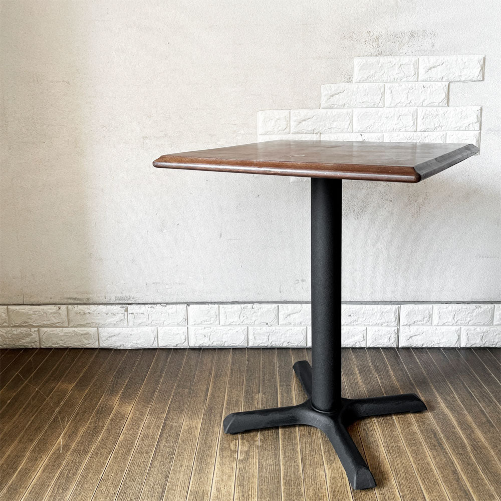 【経堂店】イデア IDEA カフェテーブル ブナ材天板 ウォールナット色 NA 60×60cm Original + 鉄脚 311A BK 合計定価￥23,700- 買取させていただきました。