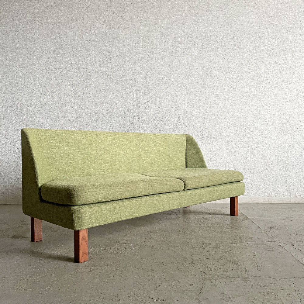 【登戸BASE店】イデー IDEE シエラ SIERRA SOFA 2人掛けソファ ファブリック ライトグリーン系 アッシュ材 藤城成貴 受注生産品 定価￥239,900- 買取させていただきました。