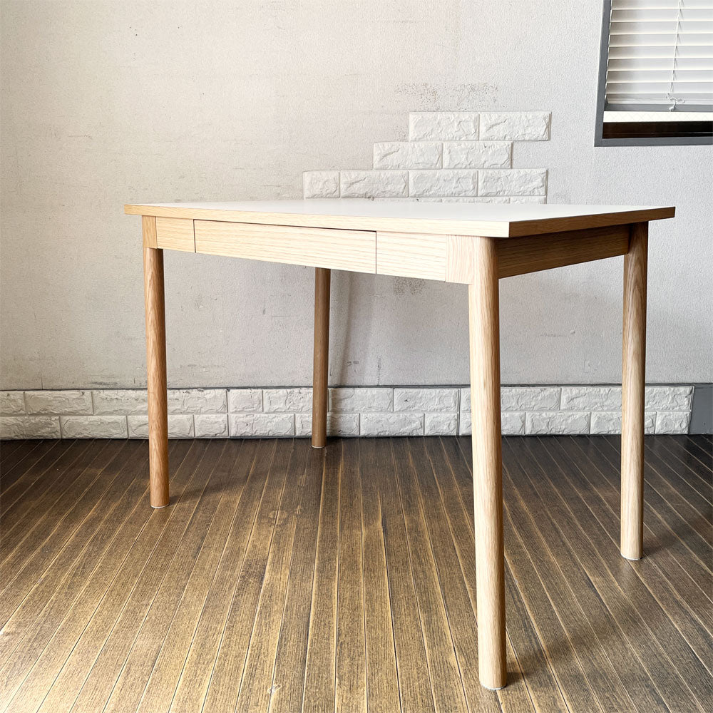 【経堂店】イデー IDEE スティルト STILT TABLE 1000 テーブル デスク ホワイト W100cm メラミン天板 マリナ・ボーティエ 買取させていただきました。