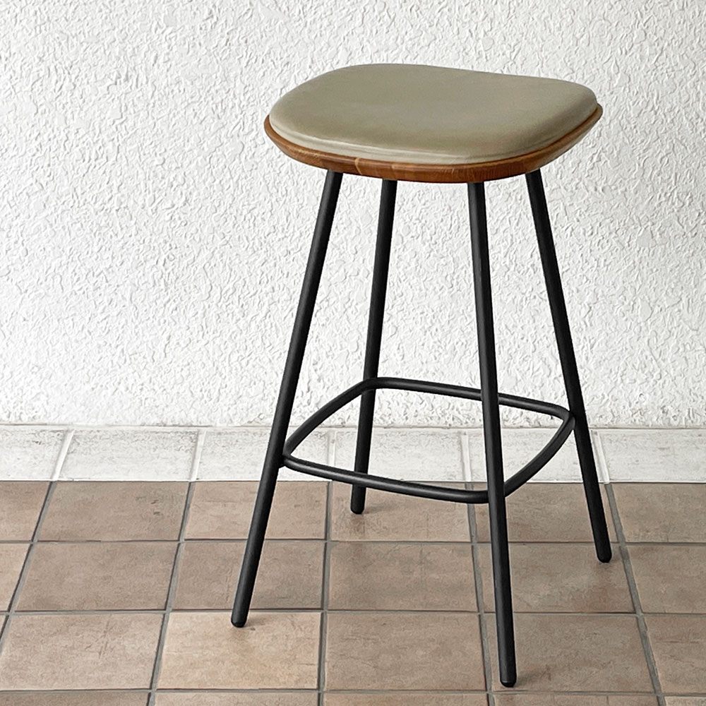 【用賀店】クルーガーブラザーズ BRDR.Kruger ポーリーン Pauline バースツール OEO Studio メタルレッグ デンマーク 北欧 モダン 買取させていただきました。