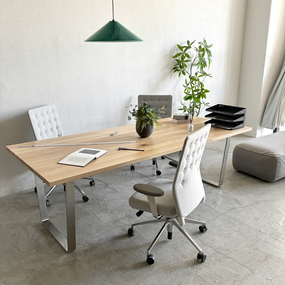 カンディハウス CONDE HOUSE スレッド ダイニング ソリッド テーブル SLED Dining Solid Table オーク 無垢楢材天板 × 稀少 ステンレス脚 W230×D100cm デスク 参考価格合計￥733,700以上の品 オフィス 状態良好 ～ ハンブルクの知性とサテンの光が導くノイズレス ～