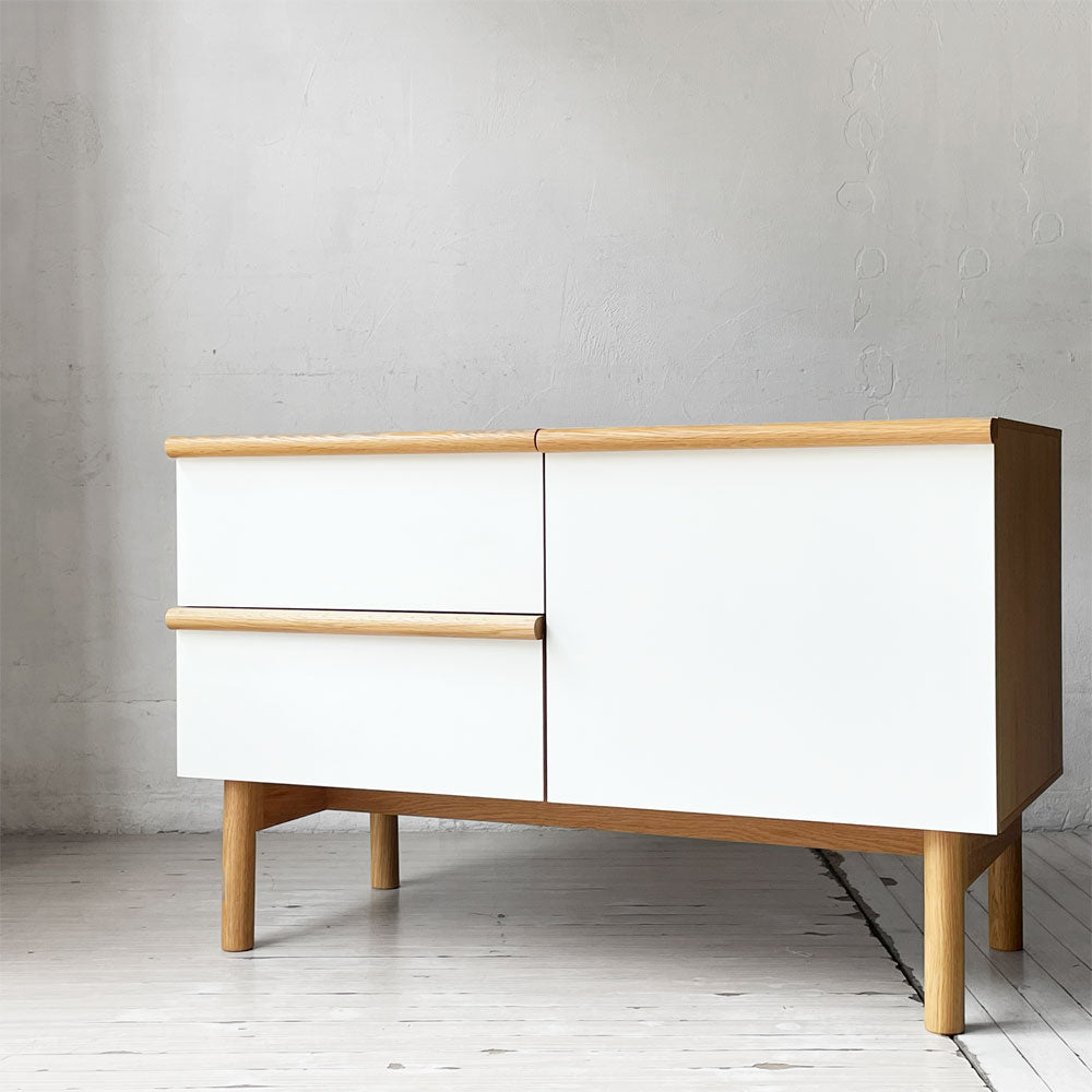 【下北沢店】イデー IDEE スティルト サイドボード S STILT SIDEBOARD S W94㎝ オーク材 ホワイト テレビボード マリナ・ボーティエ 北欧モダン 買取させていただきました。