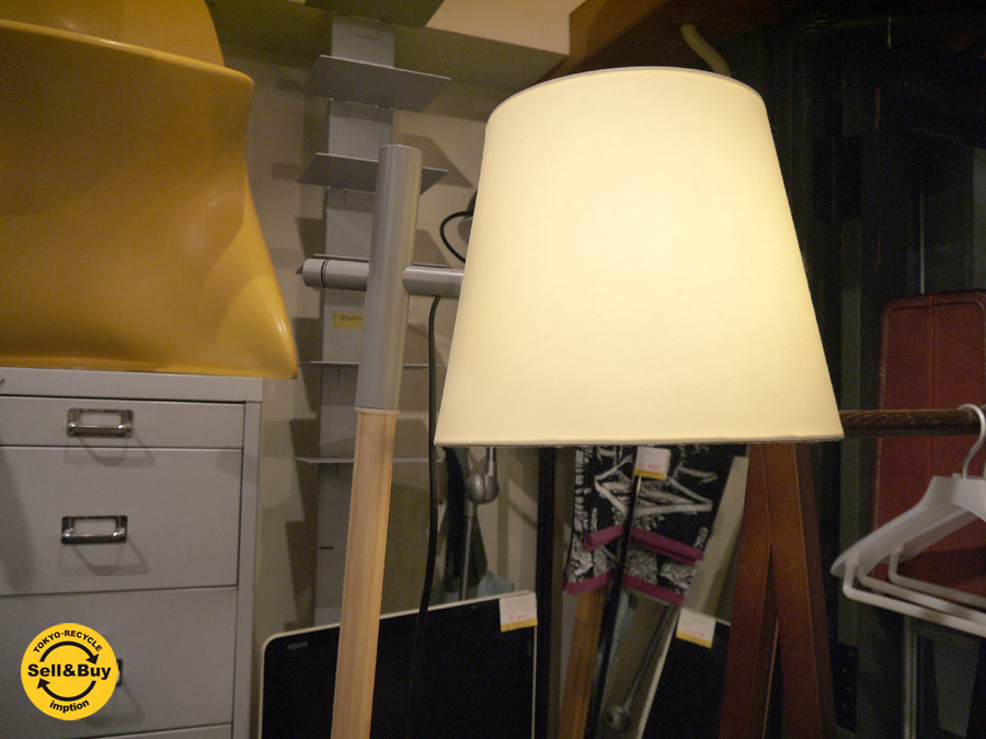 イデー IDEE ソロ SOLO FLOOR LAMP フロアランプ 中古品 買い取りしました！ 自由が丘店 出張買取もお任せください。